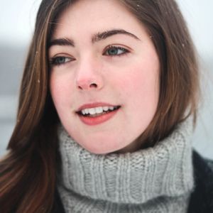 Portrait of Hannah R.